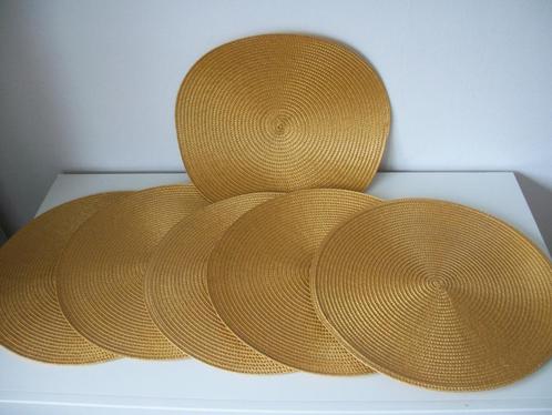 6 Ronde Placemats Goud Geel - 39 cm - nieuw - per stuk, Huis en Inrichting, Keuken | Keukenbenodigdheden, Nieuw, Ophalen of Verzenden