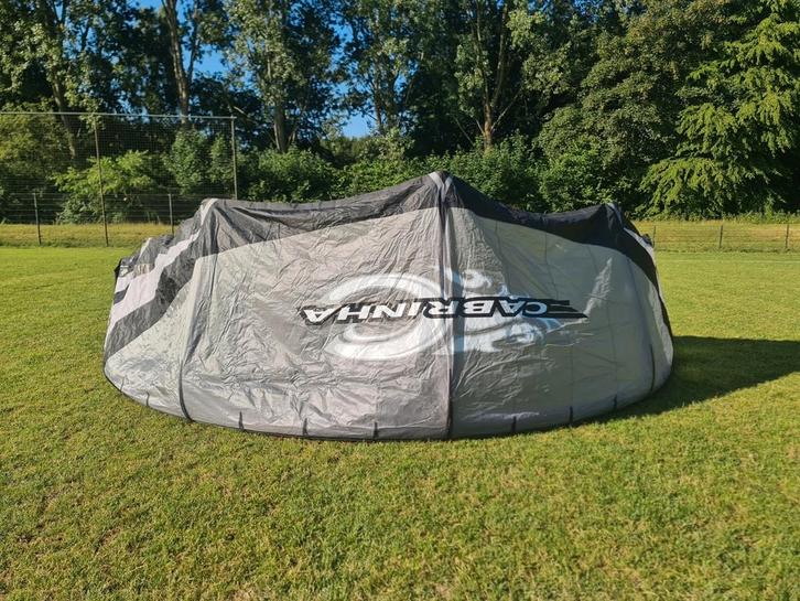 Nitro 14 m²  Recon 2 Kite + Bar & Lijnen – Z.G.A.N, Watersport en Boten, Kitesurfen, Gebruikt, Kite, 14 m², Geen board, Ophalen of Verzenden