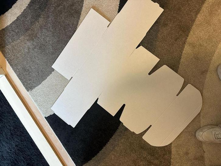 Verzenddozen | postdoos | enkele golf | wit/ bruin, Doe-het-zelf en Verbouw, Kratten en Dozen, Nieuw, Doos, Minder dan 35 cm, Minder dan 40 cm