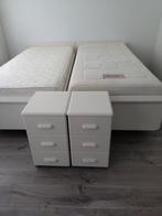 SLAAPKAMER met 2 nachtkastjes, electrisch verstelbare bodems, Ophalen, Gebruikt, Onbekend, Tweepersoons