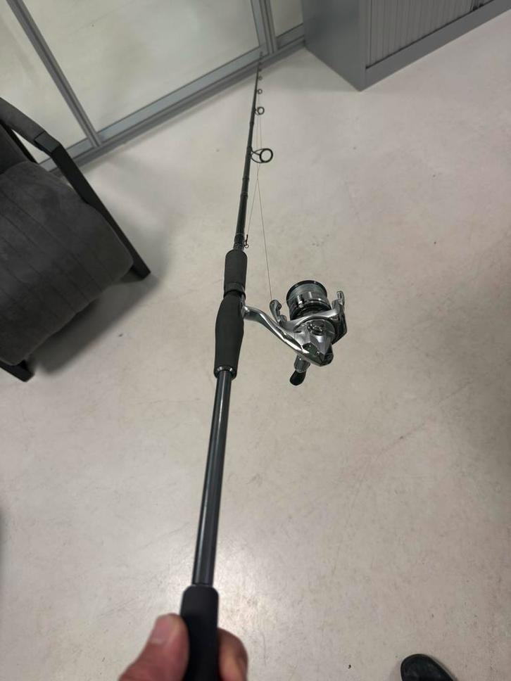 Shimano Yasei Pike Set - Perfect voor Trollen!, Watersport en Boten, Hengelsport | Roofvissen, Zo goed als nieuw, Complete set