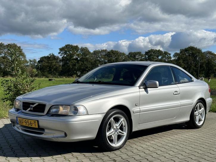 Volvo C70 Coupé 2.4T 200PK HANDBAK RIJDT SUPER EN MOOI OOK, Auto's, Volvo, C70, ABS, Airbags, Airconditioning, Boordcomputer, Climate control