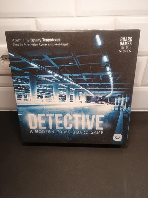 Detective: A Modern Board Game, Hobby en Vrije tijd, Gezelschapsspellen | Bordspellen, Zo goed als nieuw, Vijf spelers of meer