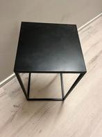Zwart metalen bijzettafeltje 30x30x48 cm, Minder dan 55 cm, Metaal of Aluminium, Vierkant, Zo goed als nieuw