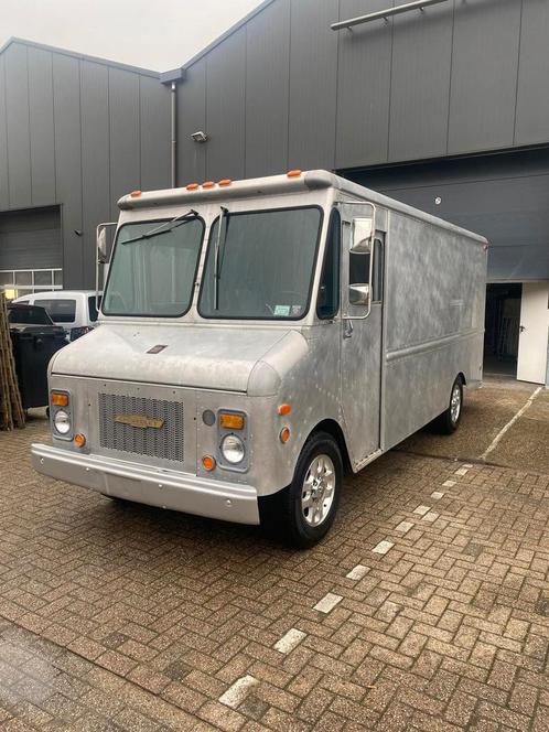 Chevy Step Van 1973 benzine (foodtruck) 2359 kg B rijbewijs, Auto's, Chevrolet, Particulier, Ophalen