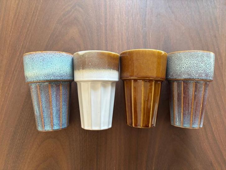 Blend koffiemokken CASA 4 stuks, Huis en Inrichting, Keuken | Servies, Nieuw, Kop(pen) en/of Schotel(s), Overige stijlen, Aardewerk