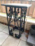 Bijzettafel hoog zwart metaal met marmer blad groen en goud, Ophalen, Gebruikt