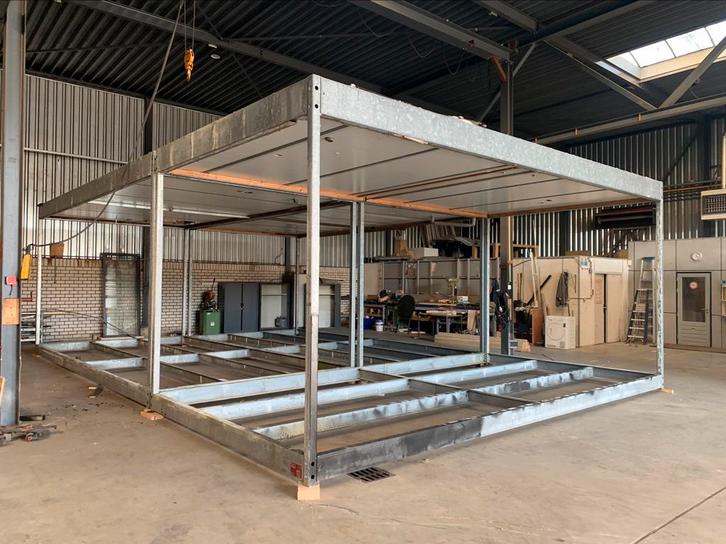 Stalen Units - frames tbv Unitbouw, Poolhouse, Tuinhuis, Tuin en Terras, Tuinhuizen, Gebruikt, Metaal, 500 cm of meer, 200 tot 400 cm