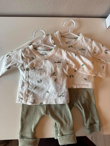 Babykleren maat 50 tweeling set beschikbaar voor biedingen