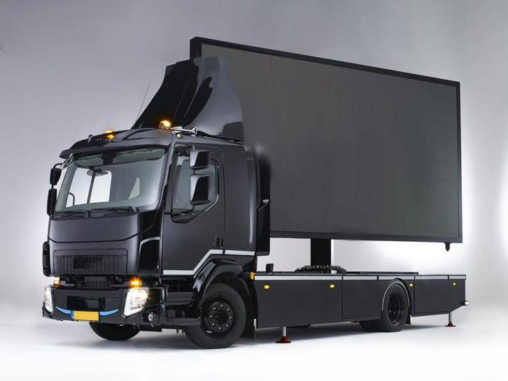 LED-Truck 15m2 - Reclame - Promotie, Diensten en Vakmensen, Verhuur | Overig, Video-apparatuur