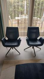 Designer LEOLUX stoel MIME (z.g.a.n.), Huis en Inrichting, Ophalen, Twee, Blauw, Leer