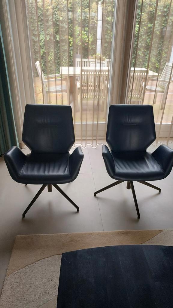 Designer LEOLUX stoel MIME (z.g.a.n.), Huis en Inrichting, Stoelen, Zo goed als nieuw, Twee, Leer, Blauw, Ophalen