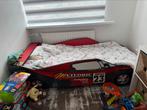 Autobed, erg mooi, Kinderen en Baby's, Ophalen, 85 tot 100 cm, Zo goed als nieuw, Lattenbodem