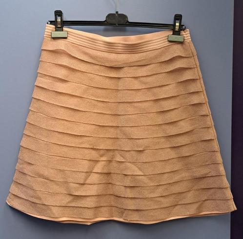 Nikkie rok roze metallic laagjes blush mt 38/40 nr 43831, Kleding | Dames, Rokken, Zo goed als nieuw, Maat 38/40 (M), Roze, Boven de knie