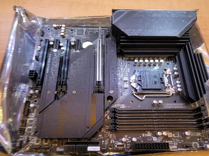 i9-10900kf + MSI Z590 Gaming + 32GB Corsair 3600MHz, Computers en Software, Desktop Pc's, Zo goed als nieuw, 4 Ghz of meer, 32 GB