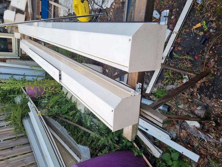 1 elektrisch creme witte rolluiken  315 x 115, Doe-het-zelf en Verbouw, Rolluiken, Zo goed als nieuw, 200 cm of meer, 200 cm of meer