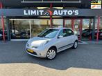 Nissan Micra 1.4 Acenta Climate/Nw.koppeling/El.ramen/St.ver, Voorwielaandrijving, Gebruikt, 4 cilinders, Leder en Stof