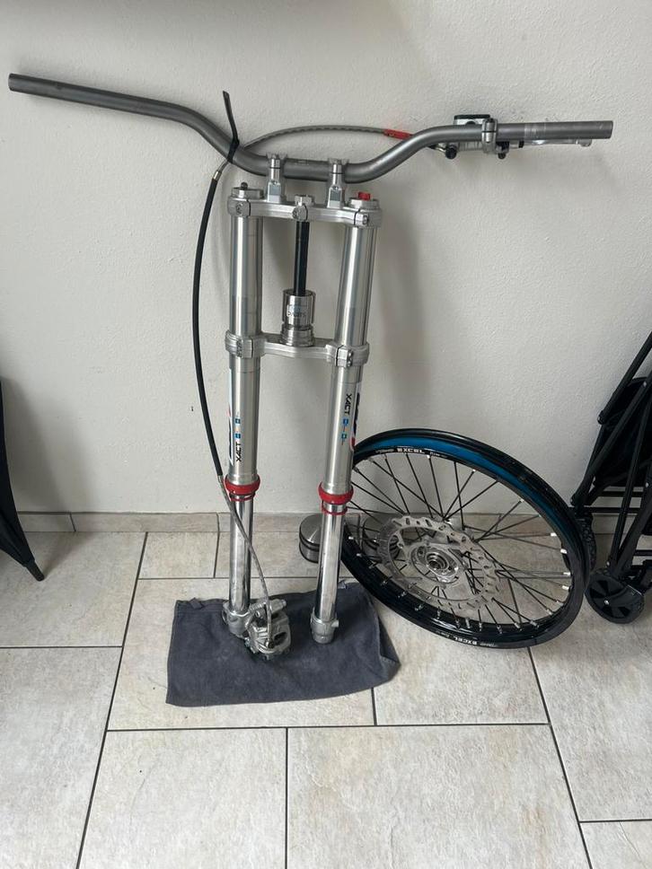 Surron light bee voorvork ktm 85, Fietsen en Brommers, Brommeronderdelen | Algemeen, Nieuw, Overige typen, Ophalen of Verzenden