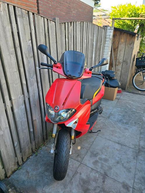 Gilera runner rst 70cc, Fietsen en Brommers, Scooters | Overige merken, Gebruikt, Maximaal 45 km/u, Tweetakt, Ophalen