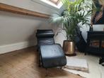 Le Corbusier replica, Ophalen, Zo goed als nieuw, Leer