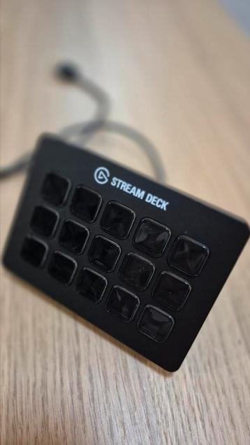 Elgato Stream Deck 15 toetsen beschikbaar voor biedingen