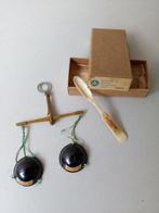 Oud apothekers opium/handweegschaaltje.Bakeliet/messing., Antiek en Kunst, Ophalen of Verzenden