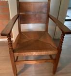 Brocante rookstoel rieten zitting knobbel stoel zeer mooi!, Antiek en Kunst, Antiek | Meubels | Stoelen en Banken, Ophalen