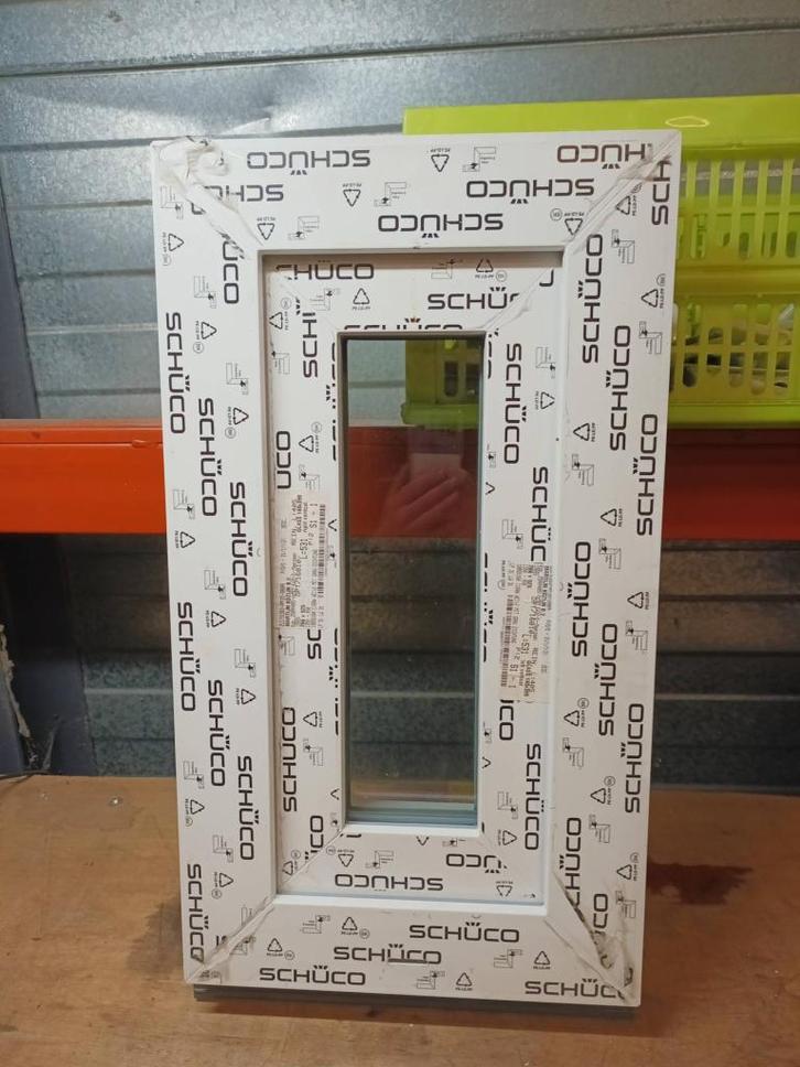 Kunststof Draai kozijn   b34 x h60 cm Wit  -2383-, Doe-het-zelf en Verbouw, Kozijnen en Schuifpuien, Nieuw, Raamkozijn, Kunststof