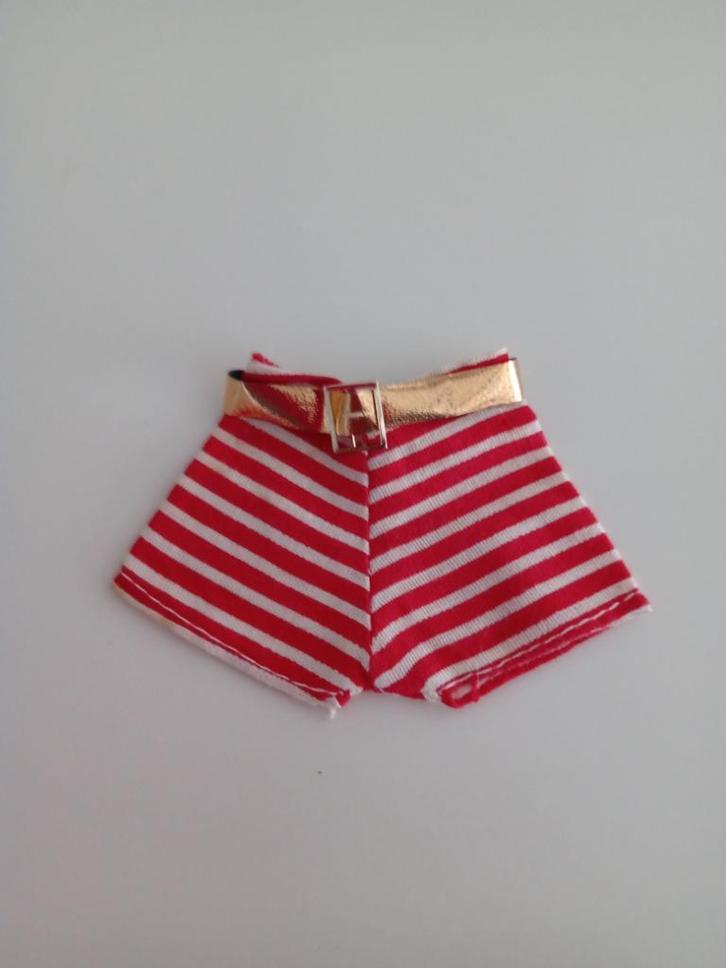 Veel leuke Korte Broeken voor (BARBIE) Poppen (14 foto’s), Verzamelen, Poppen, Gebruikt, Kleertjes, Ophalen of Verzenden