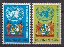 Suriname 453/4 postfris 40 jaar VN 1985, Postzegels en Munten, Postzegels | Suriname, Postfris, Verzenden