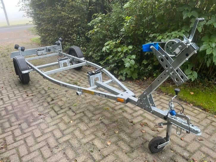 Zgan gegalvaniseerde Kalf 650 - 45 L Boottrailer., Watersport en Boten, Boottrailers, Zo goed als nieuw, Overige typen, Minder dan 1500 kg