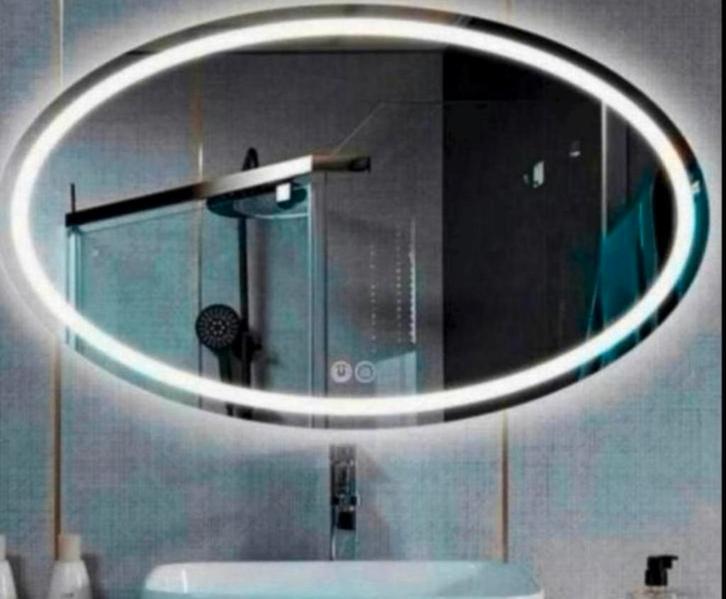 Nieuw spiegel 80x70cm klok,verwarming en dimbare LED, Doe-het-zelf en Verbouw, Sanitair, Nieuw, Overige typen, Glas, Ophalen of Verzenden