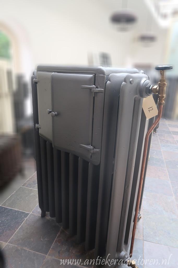Unieke radiator met bordenwarmer/warmhoudkast, Doe-het-zelf en Verbouw, Verwarming en Radiatoren, Gebruikt, Radiator, 800 watt of meer