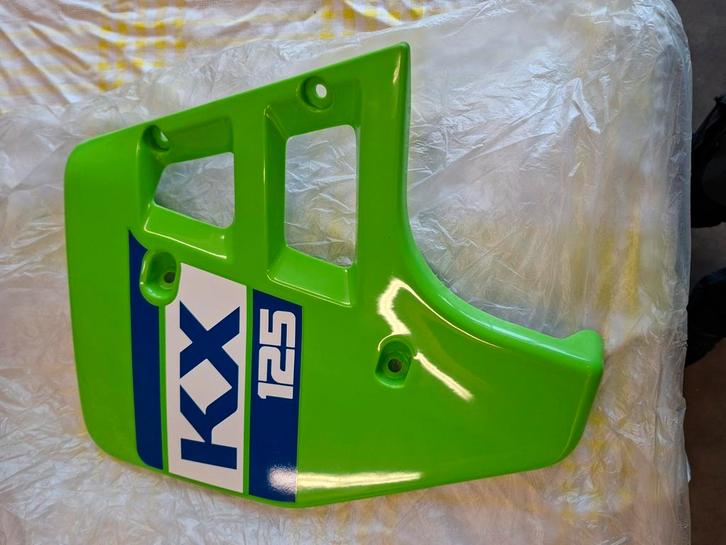 Kawasaki KX125  nos - Radiateur kap links, Motoren, Onderdelen | Kawasaki, Nieuw, Ophalen of Verzenden