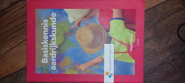 Roger Baltus - Basiskennis Aardrijkskunde, Boeken, Schoolboeken, Zo goed als nieuw, Aardrijkskunde, Overige niveaus, Ophalen of Verzenden