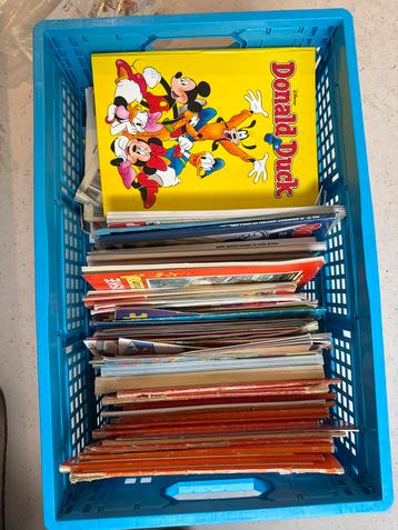 Krat vol Donald Duck & Suske en Wiske strips beschikbaar voor biedingen