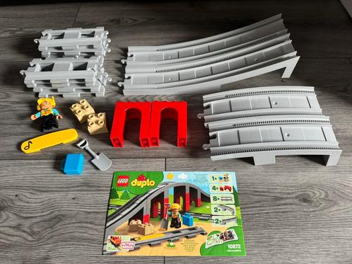 Lego Duplo Treinbrug met rails 10872, Kinderen en Baby's, Speelgoed | Duplo en Lego, Gebruikt, Duplo, Complete set, Ophalen of Verzenden