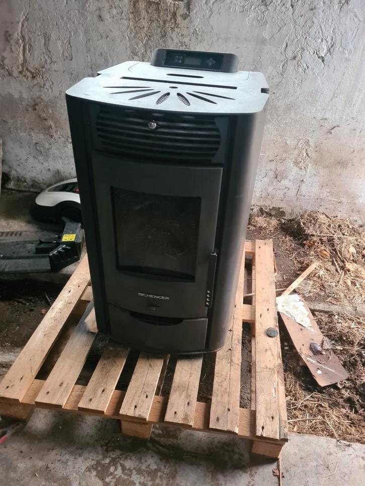 Schenger Pelletkachel - Efficiënte Verwarming, Huis en Inrichting, Kachels, Gebruikt, Vrijstaand, Pelletkachel, Hout, Ophalen
