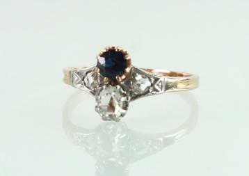 Antieke goud met platina ring saffier roosdiamant  beschikbaar voor biedingen