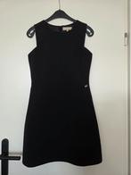 Elegante zwarte jurk van Josh V, Zwart, Ophalen of Verzenden, Zo goed als nieuw, Maat 36 (S)
