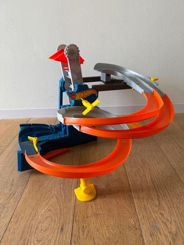 Hot Wheels Factory Raceway Playset beschikbaar voor biedingen