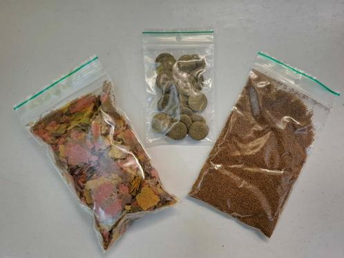 Visvoer 3 soorten 1 euro per zakje, Dieren en Toebehoren, Vissen | Aquaria en Toebehoren, Nieuw, Overige typen, Ophalen