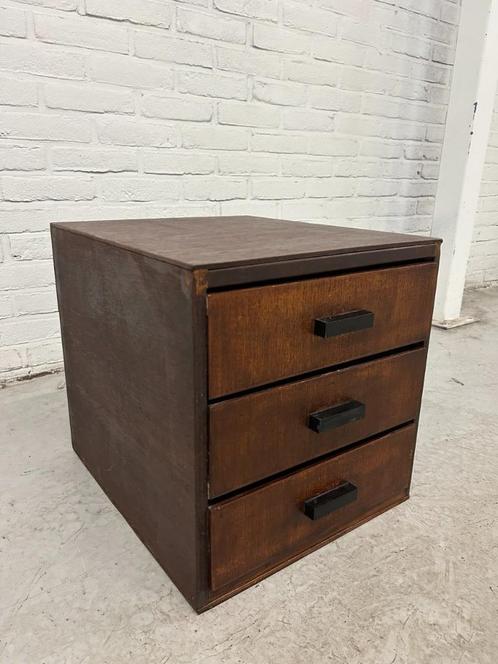 Oud vintage ladekastje, Huis en Inrichting, Kasten | Ladekasten, Gebruikt, Minder dan 100 cm, Minder dan 50 cm, 25 tot 50 cm, 3 of 4 laden