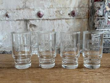 Shanky's Whip Whiskey Liqueur Glas beschikbaar voor biedingen