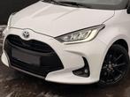 Toyota Yaris 1.5 Hybrid Executive Panoramadak, Dodehoekdetec, Auto's, Stof, Gebruikt, Euro 6, Overige kleuren