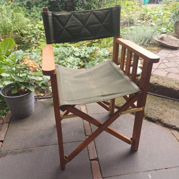 stoel beschikbaar voor biedingen
