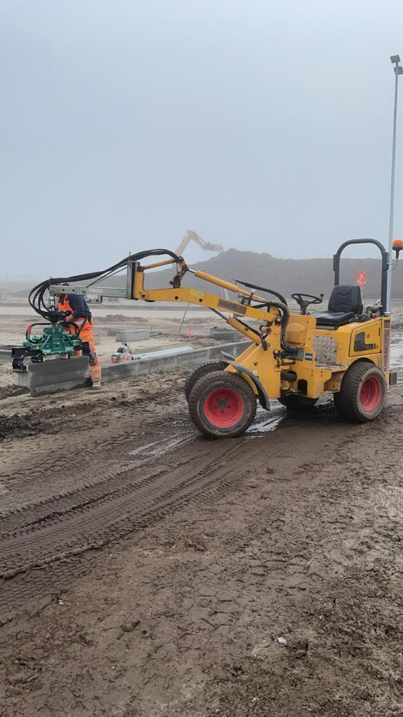 Knikmops 130 2018 2950 uur, Zakelijke goederen, Agrarisch | Werktuigen, Ophalen