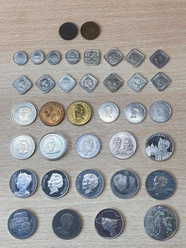 Lotje penningen Koninklijk Huis, Postzegels en Munten, Penningen en Medailles, Overige materialen, Nederland, Verzenden