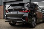 BMW X1 25e xDrive M Sport | Panorama | Shadow | Camera | Ele, Auto's, Gebruikt, Leder en Stof, Zwart, Bedrijf