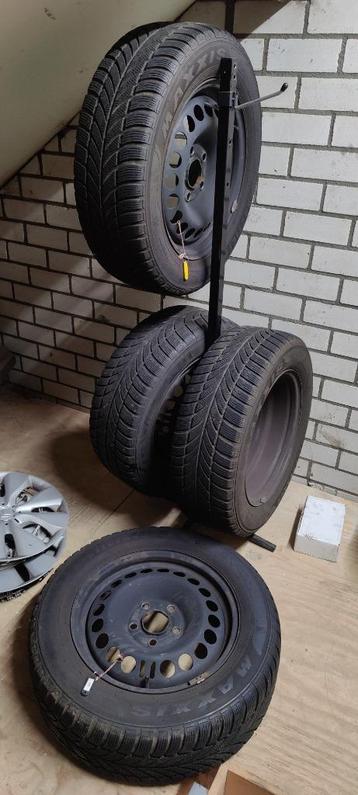 Winterbanden opel insignia 5x120 steek, 67,1 naafdiameter beschikbaar voor biedingen